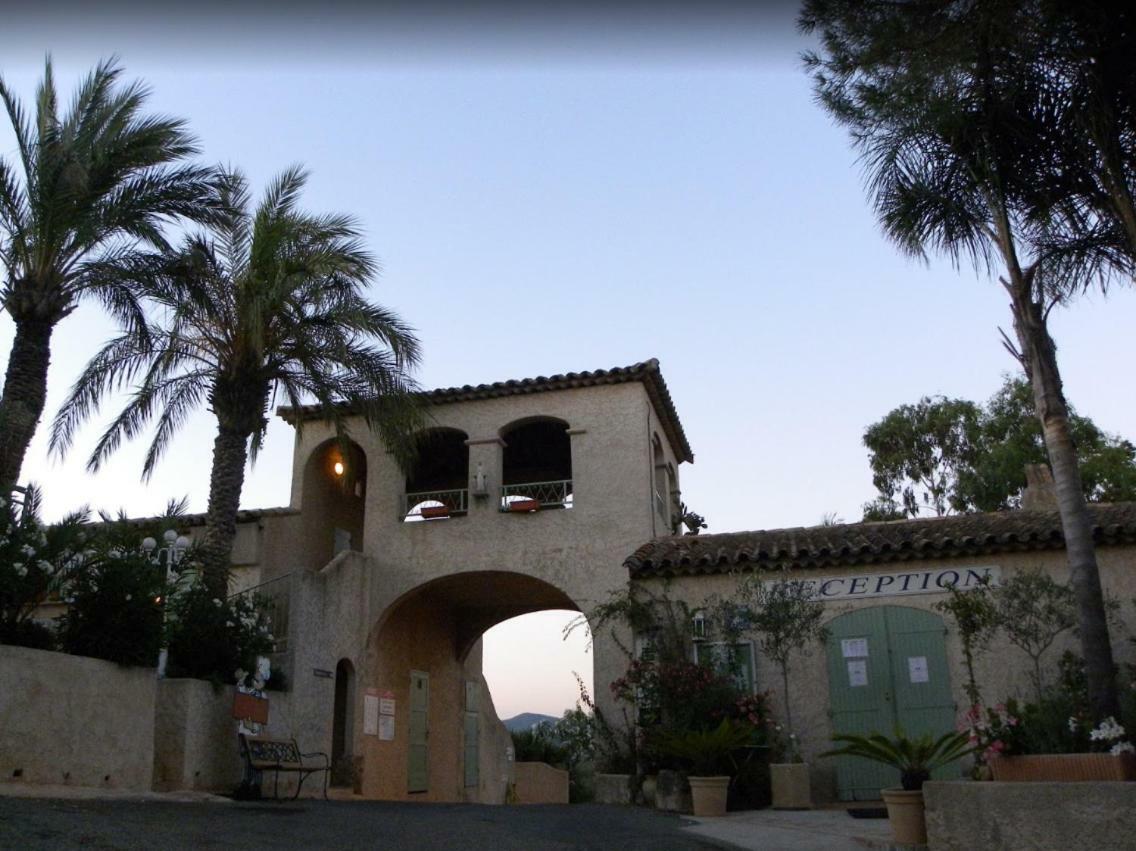 Mobile Home In Frejus, South Of France Fréjus Exterior foto