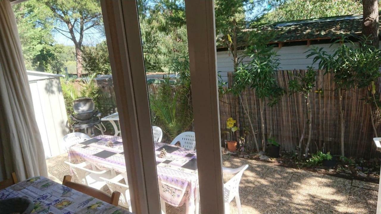 Mobile Home In Frejus, South Of France Fréjus Exterior foto